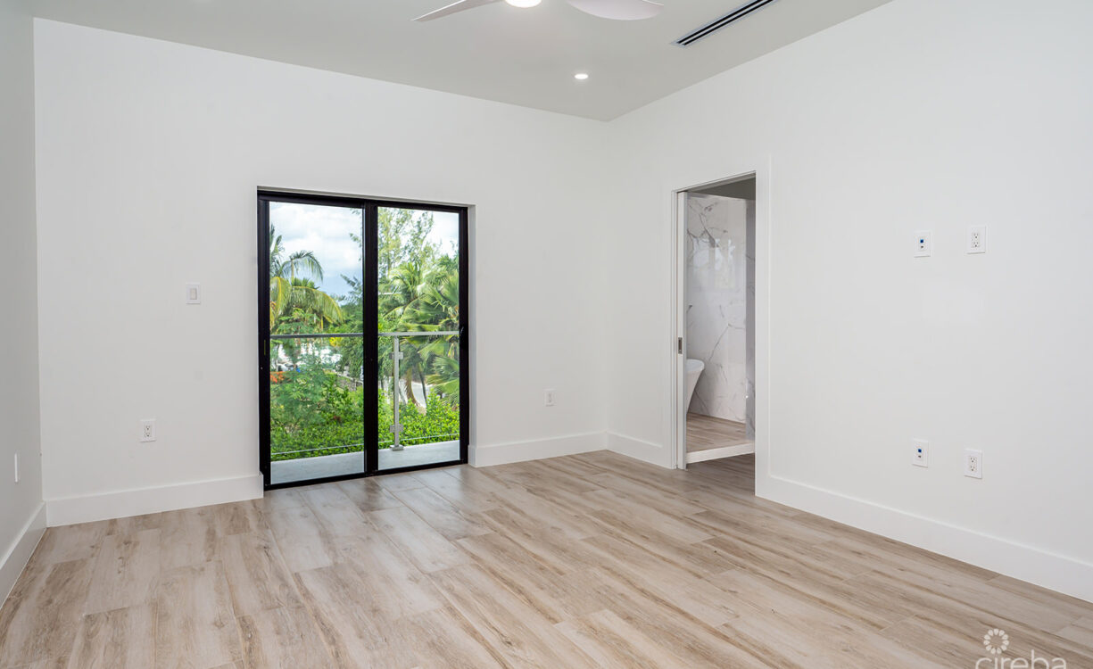 LAVANIA COURT - GATED - LARGE 2 BED 2 BATH TOWNHOMES
