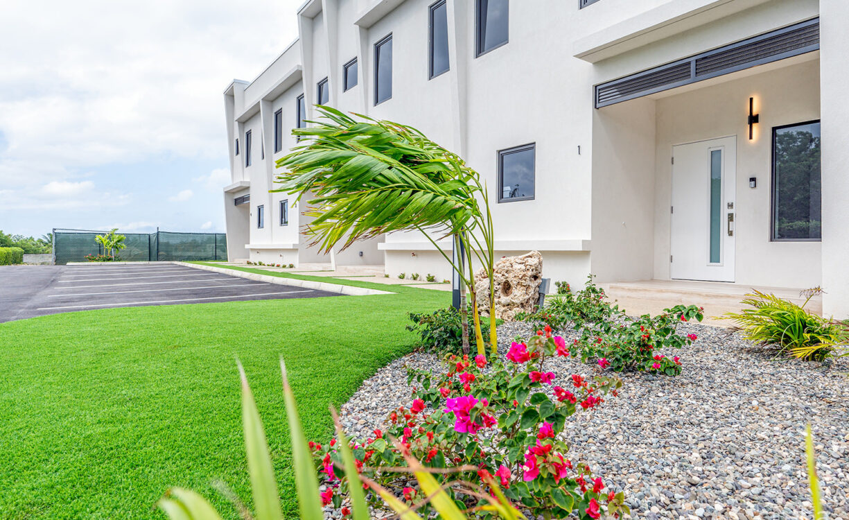 LAVANIA COURT - GATED - LARGE 2 BED 2 BATH TOWNHOMES