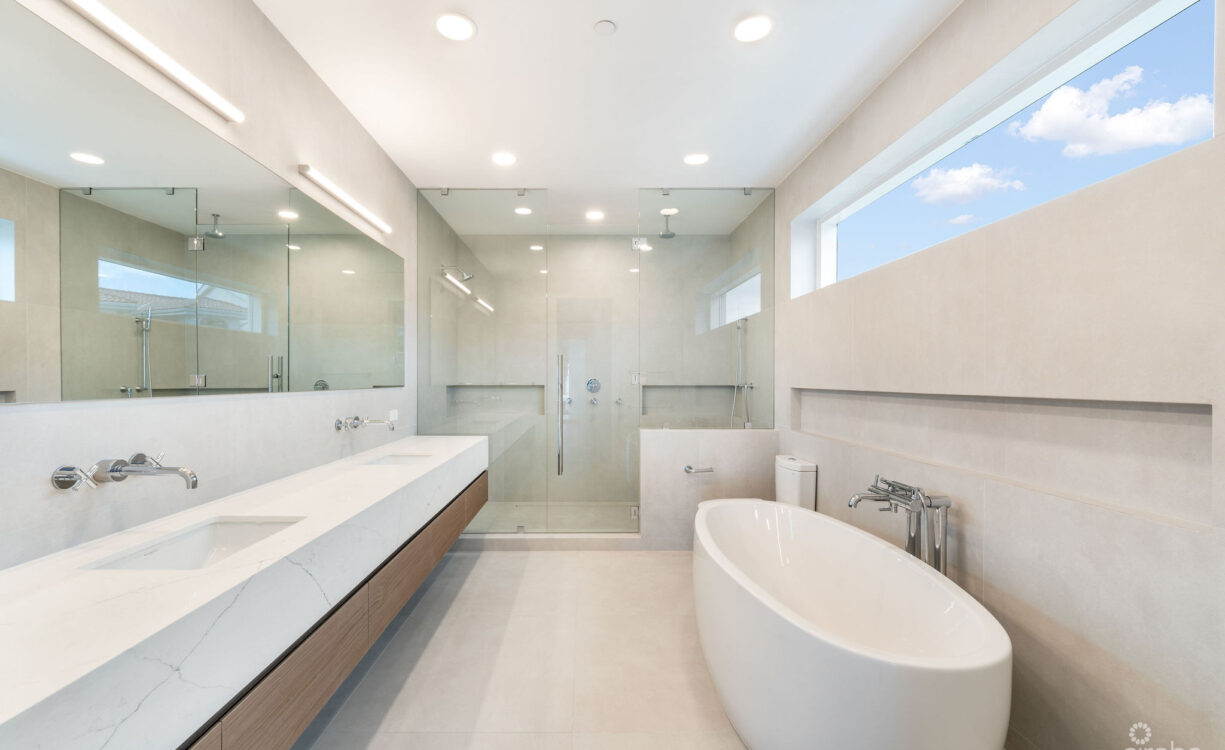 AQUA 1 - LUXURY CONDO ON SEVEN MILE BEACH