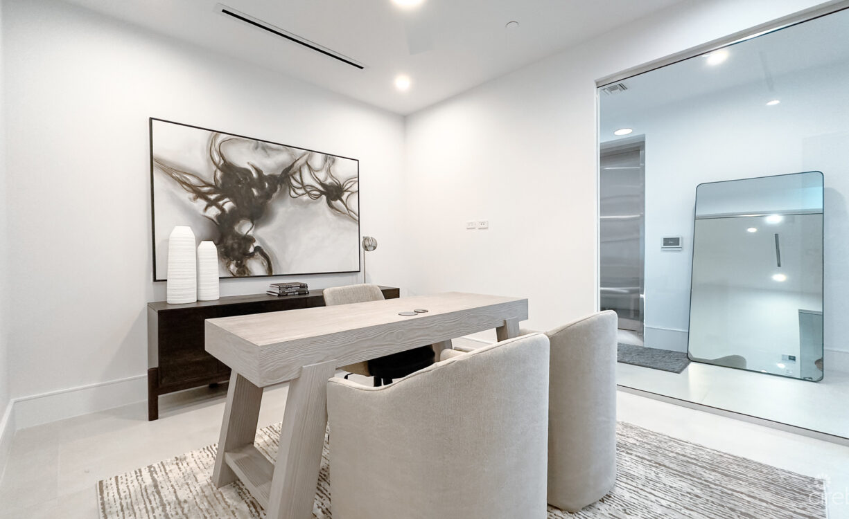 AQUA RESIDENCE 7 - LUXURY SEVEN MILE BEACH CONDO (FULLY FURNISHED)