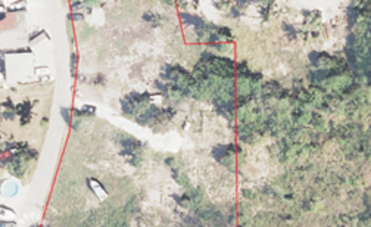 NORTH SIDE LAND 1.00 ACRE