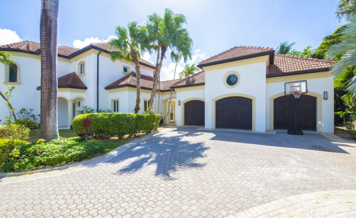 SOUTH SOUND ESTATE
