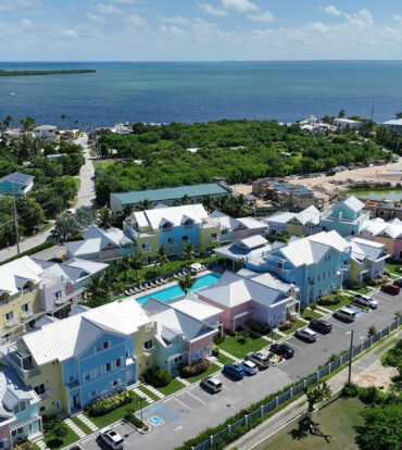 THE MEADOWS PHASE 2 - SEAGRAPE 1 BEDROOM