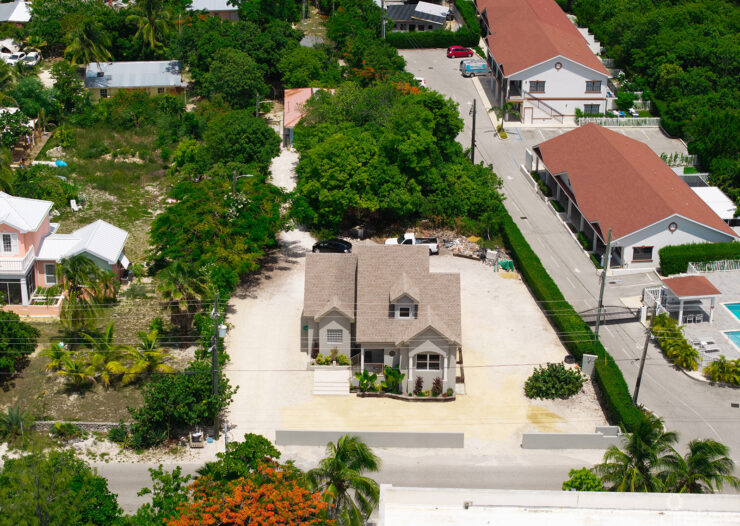 SINGLE FAMILY HOME + 0.20 ACRE LAND LOT