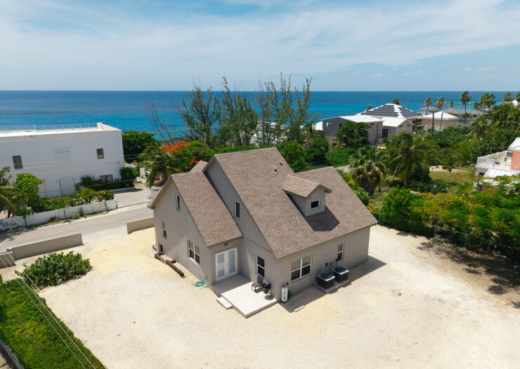 SINGLE FAMILY HOME + 0.20 ACRE LAND LOT