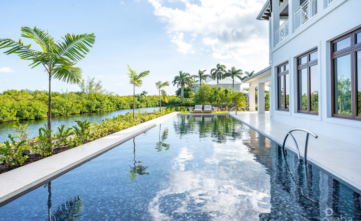 THE ORCHARD AT SALT CREEK | 32 CREEKSIDE COURT | A SALT CREEK ESTATE
