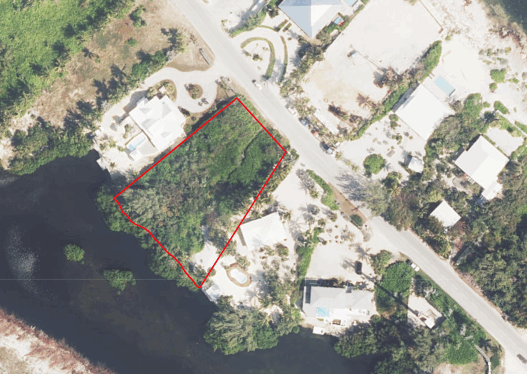 CAYMAN KAI CANAL FRONT LOT