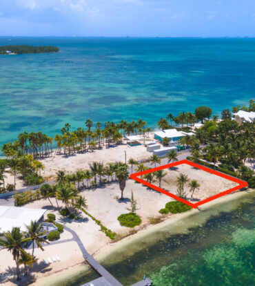 BIO BAY - FINGER CAY BEACHFRONT VACANT LAND  #1