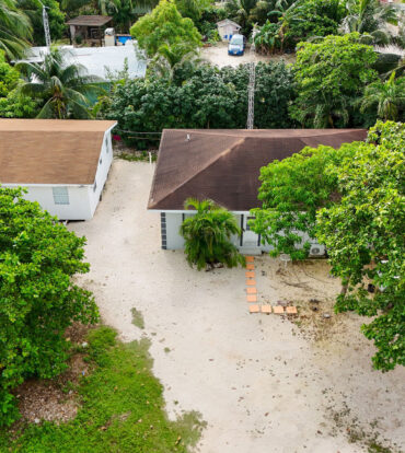 MULTI FAMILY BODDEN TOWN