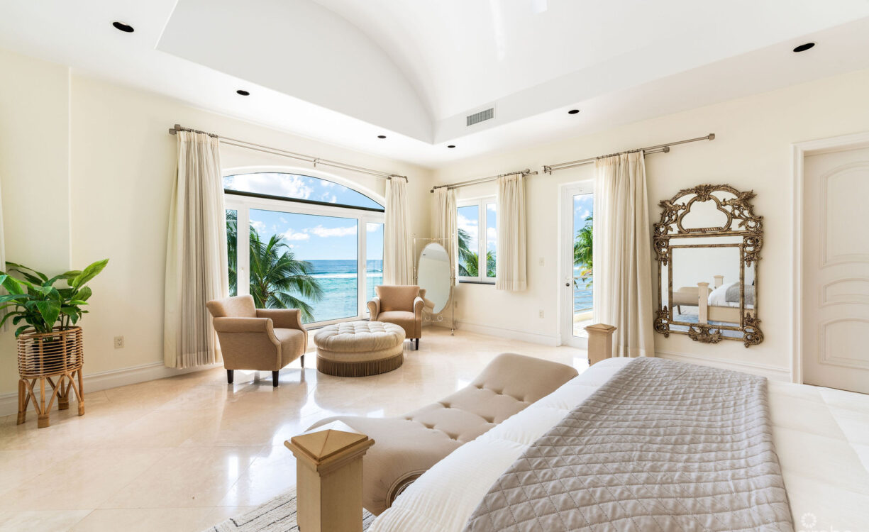 VILLA GABRIELLE LUXURY OCEANFRONT ESTATE