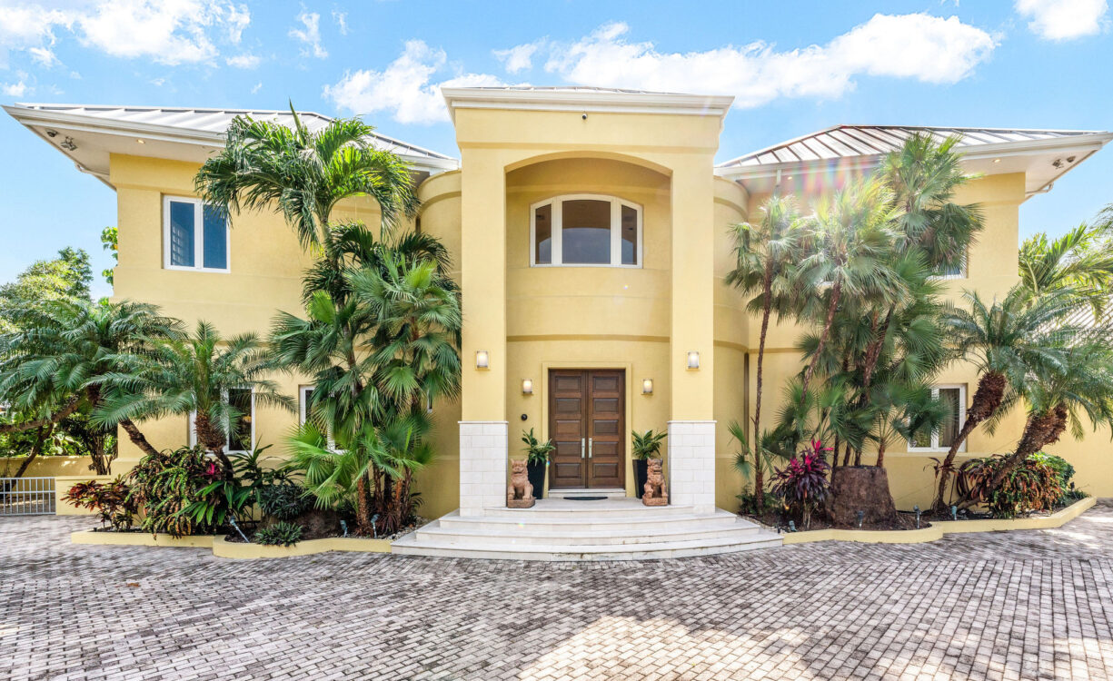 VILLA GABRIELLE LUXURY OCEANFRONT ESTATE