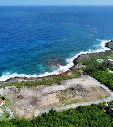 PEDRO BLUFF 0.87 ACRES, OCEANFRONT LAND
