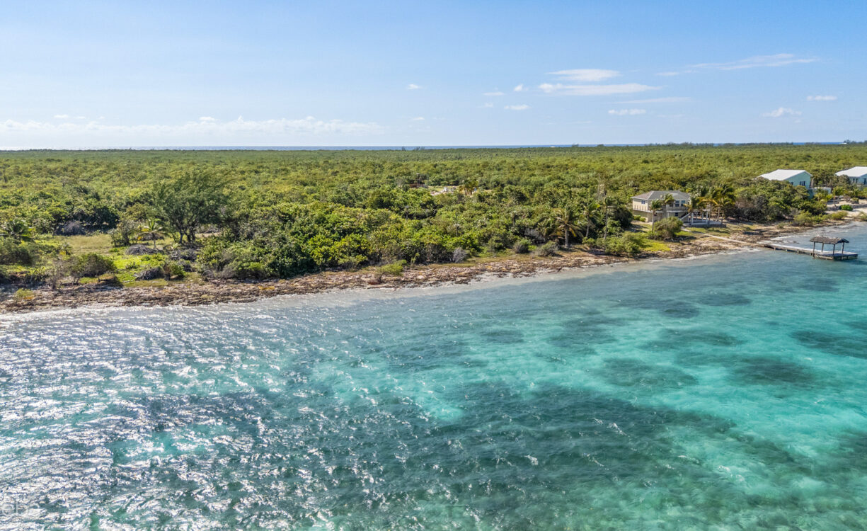 OCEAN FRONT LOT LITTLE CAYMAN