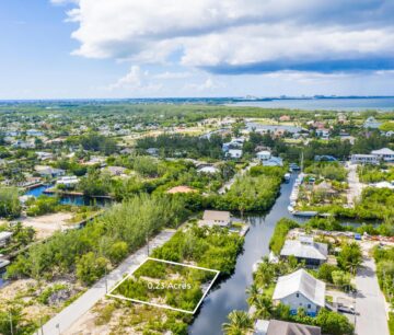 GREEN STREET 0.23 ACRES, SAVANNAH CANAL-FRONT
