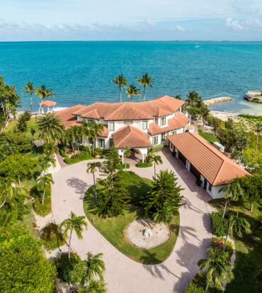 MIRAMAR, A VISTA DEL MAR OCEAN FRONT ESTATE