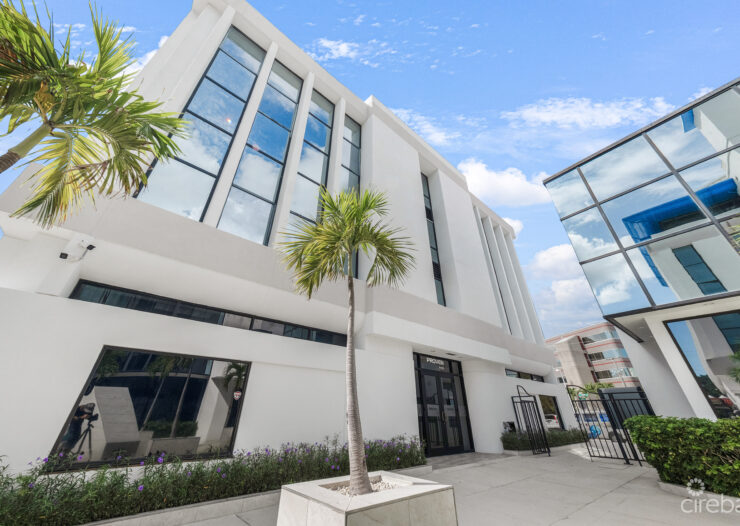 FULL FLOOR COMMERCIAL OFFICE WITH PARKING | DR. ROYS DRIVE
