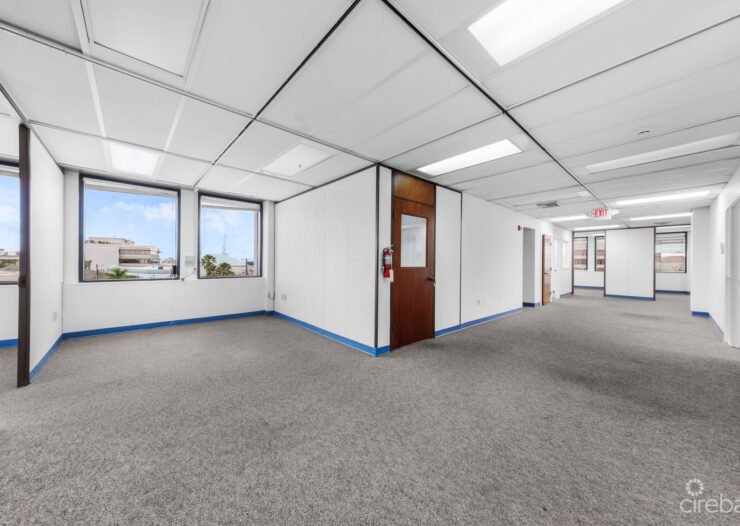 FULL FLOOR COMMERCIAL OFFICE WITH PARKING | DR. ROYS DRIVE