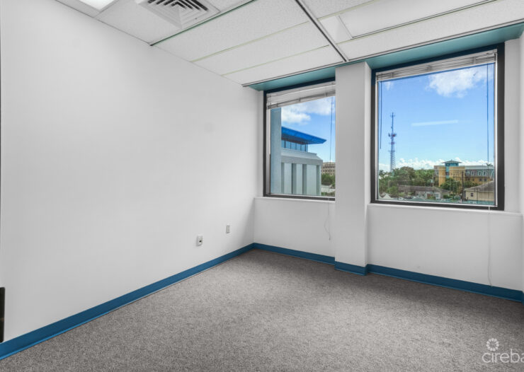 FULL FLOOR COMMERCIAL OFFICE WITH PARKING | DR. ROYS DRIVE