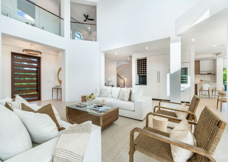 95 BIRD | A REIMAGINED WATERFRONT ESTATE