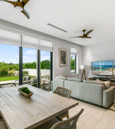 OLEA 106, CANAL FRONT 3 BED DUPLEX