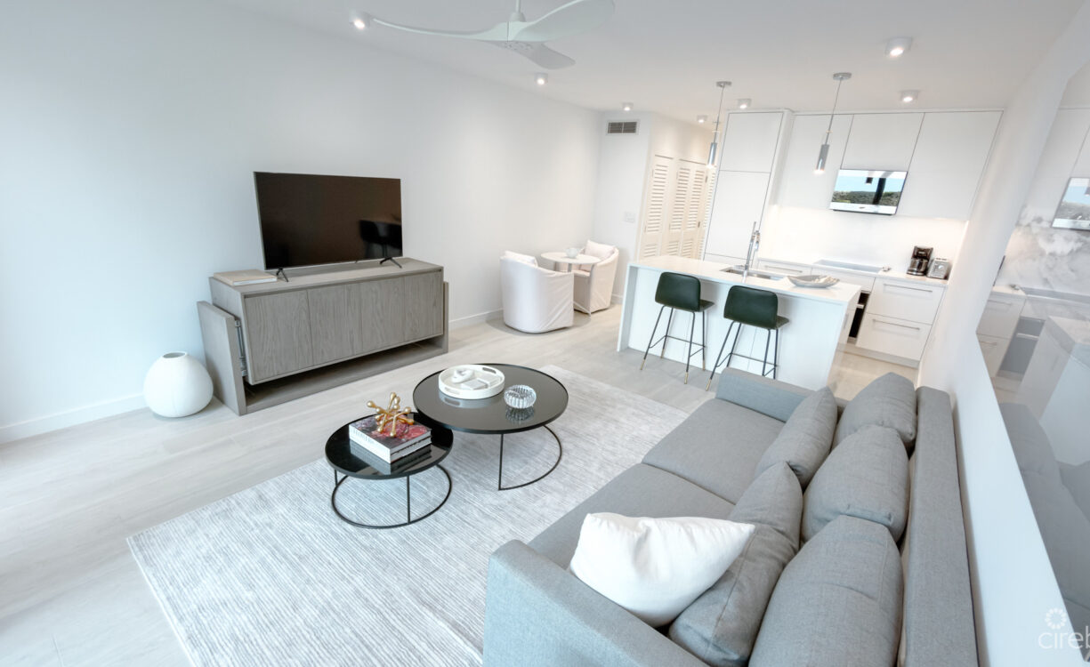 BEACHFRONT CONDO ISLAND PINE VILLAS