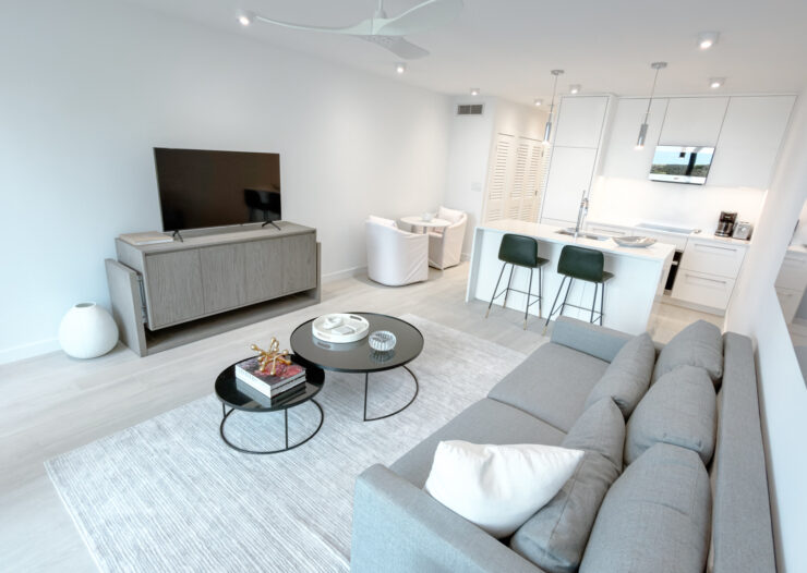 BEACHFRONT CONDO ISLAND PINE VILLAS