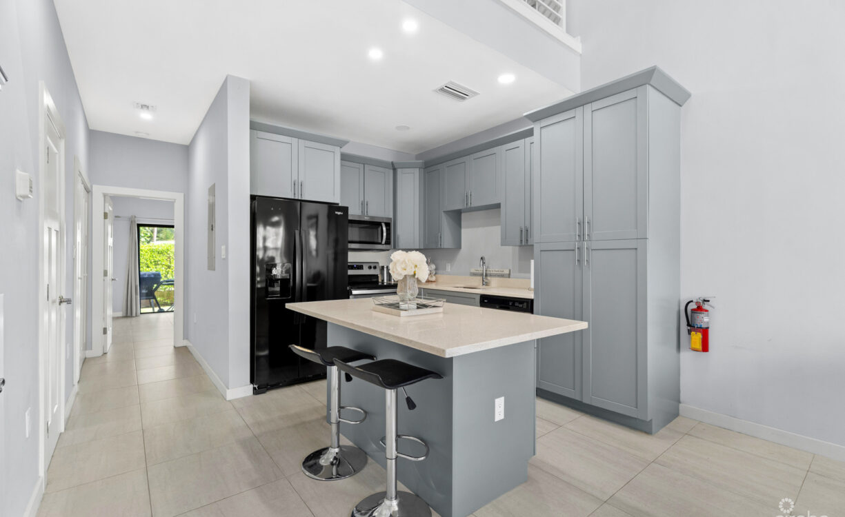 OASIS TOWNHOME #7