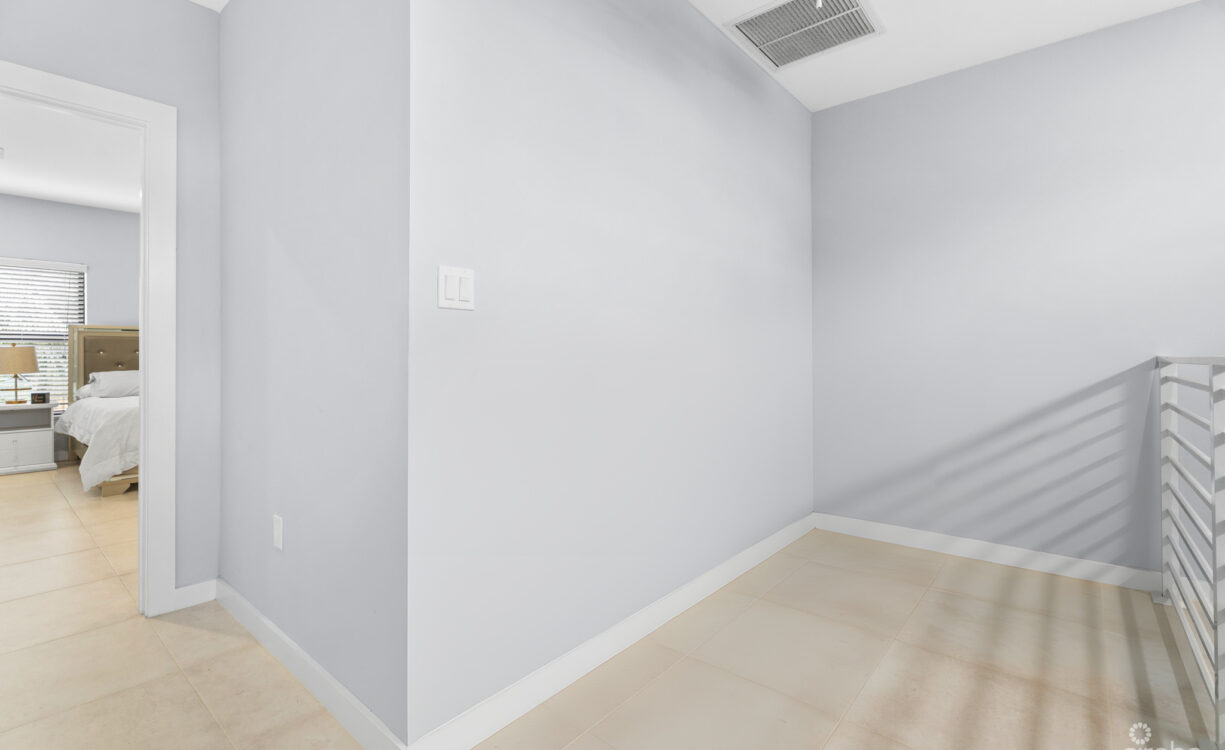 OASIS TOWNHOME #7