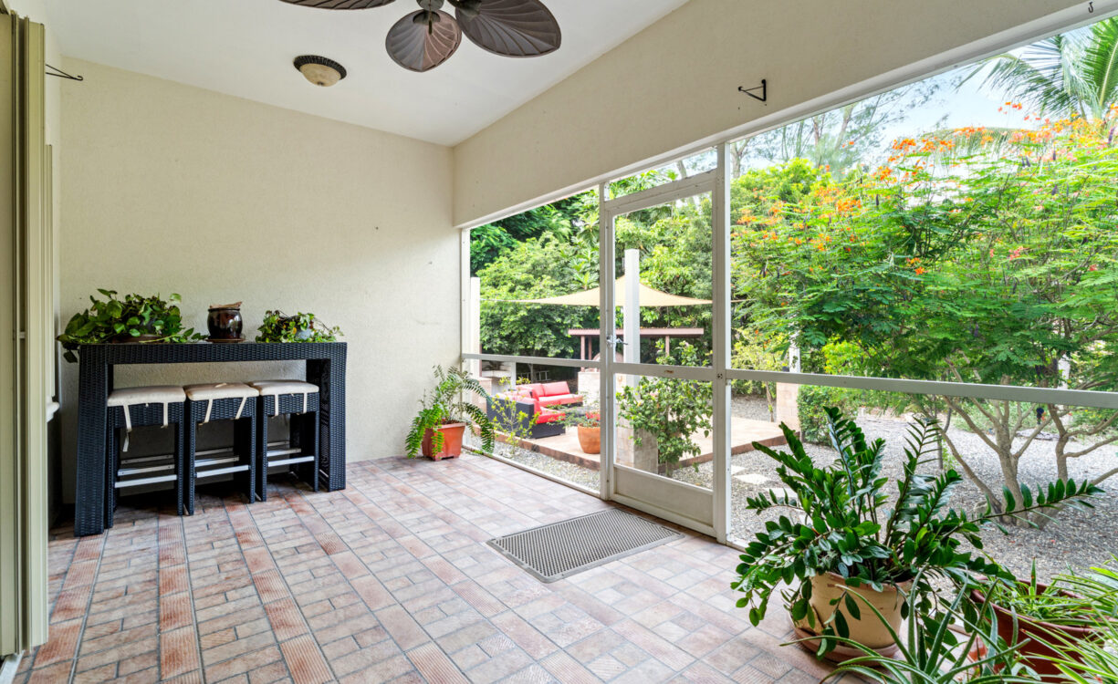 ORCHID HEIGHTS 32, MIDSUMMER DRIVE HOME