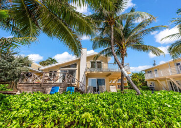 Caribbean Paradise 8, 3 Bed + Den Beachfront Villa
