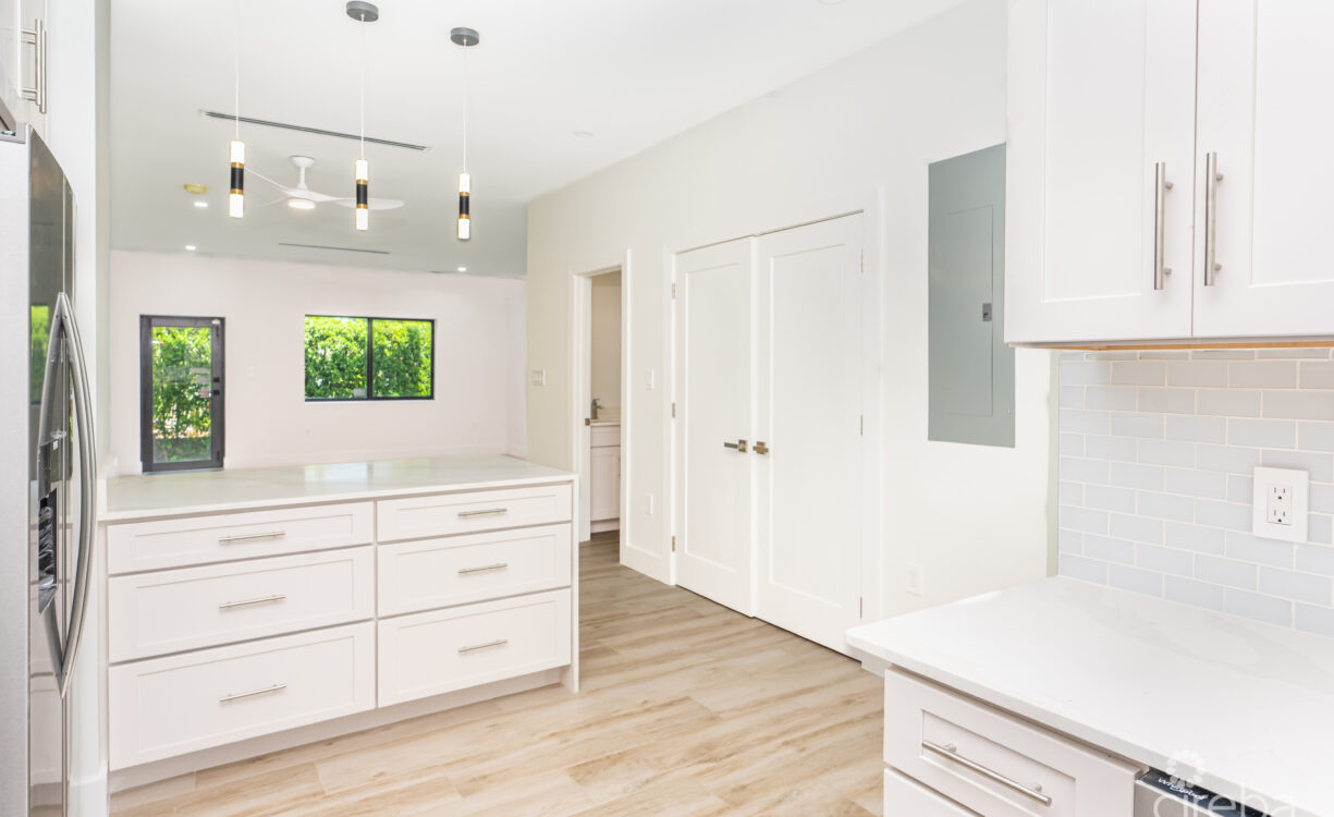 LAVANIA COURT - GATED - LARGE 2 BED 2 BATH TOWNHOMES