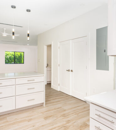 LAVANIA COURT - GATED - LARGE 2 BED 2 BATH TOWNHOMES