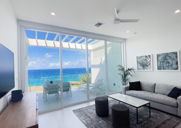 SUNSET POINT TOP FLOOR OCEANFRONT