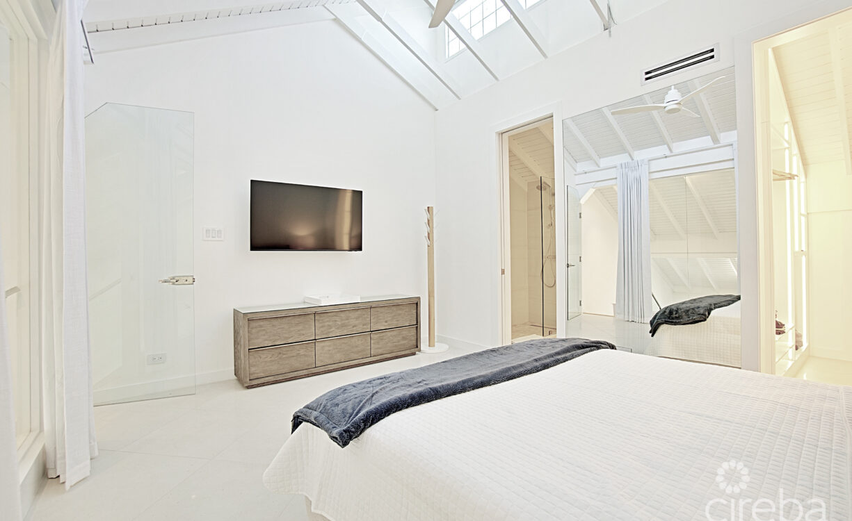 VILLAS OF THE GALLEON #39 - STUNNING REMODEL