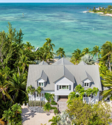 KOKO KAI, RUM POINT HOME & COTTAGE
