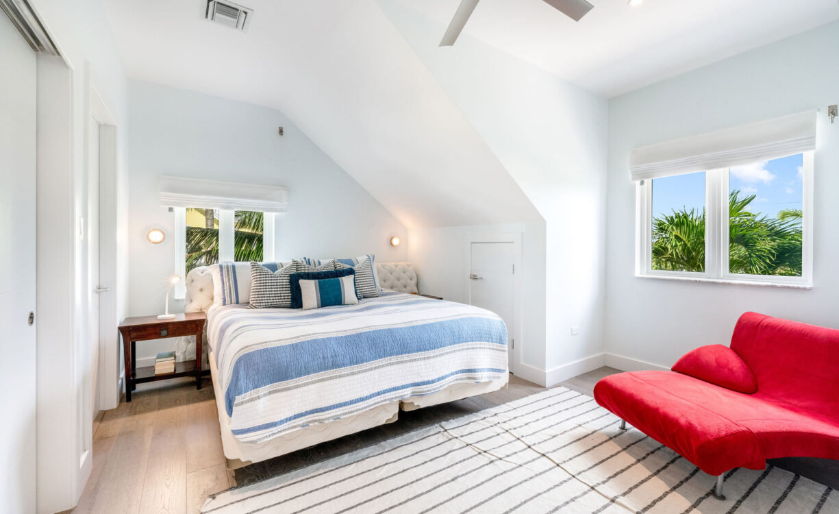 KOKO KAI, RUM POINT HOME & COTTAGE