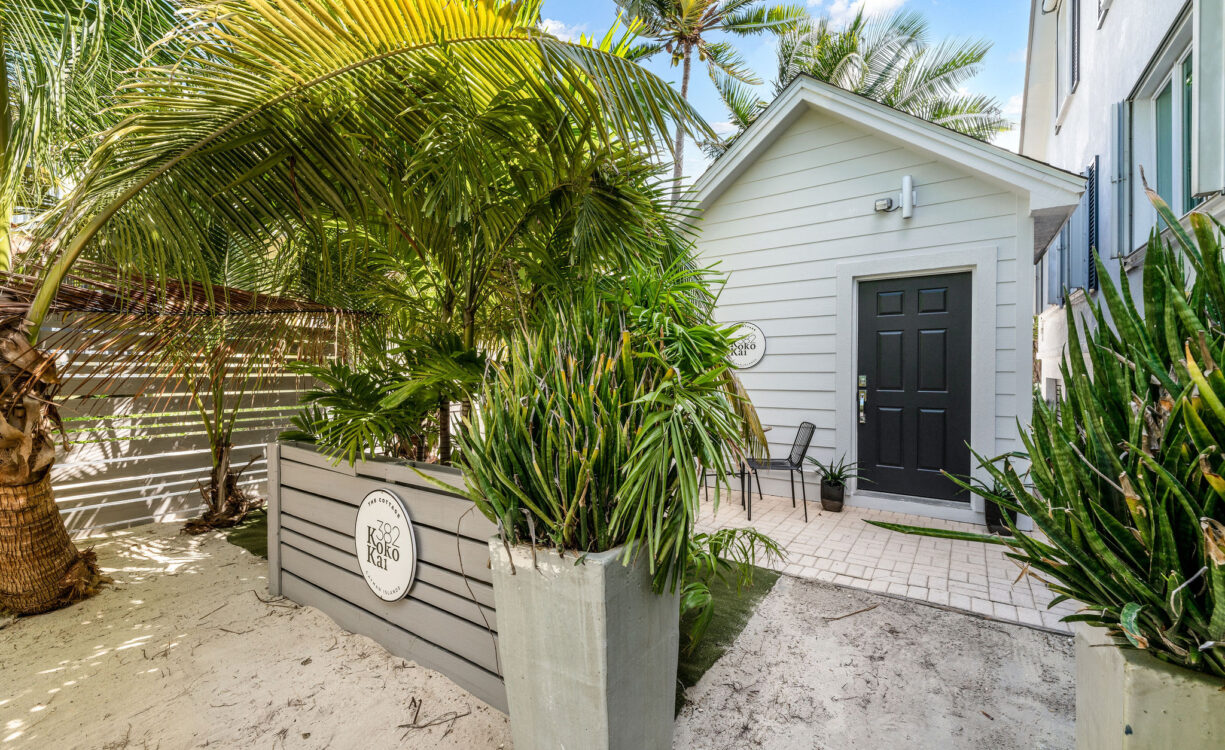 KOKO KAI, RUM POINT HOME & COTTAGE
