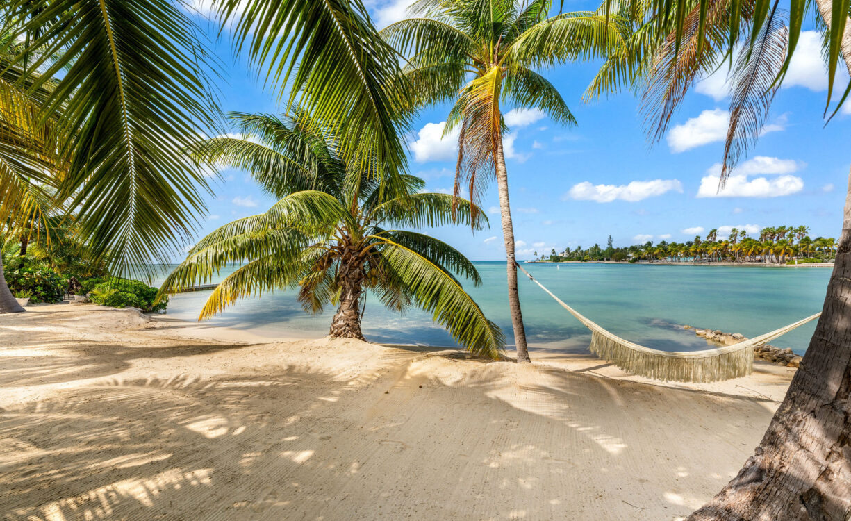 KOKO KAI, RUM POINT HOME & COTTAGE