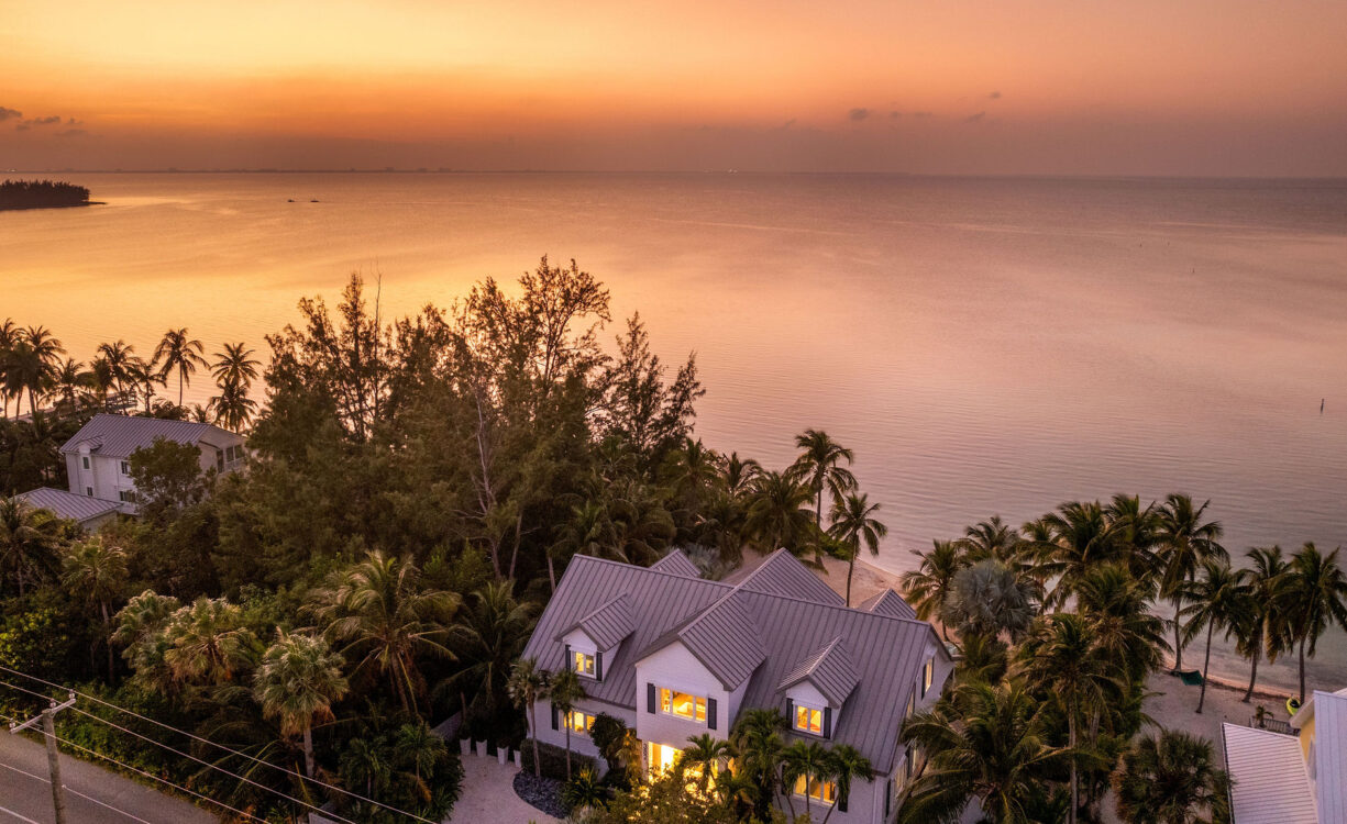 KOKO KAI, RUM POINT HOME & COTTAGE