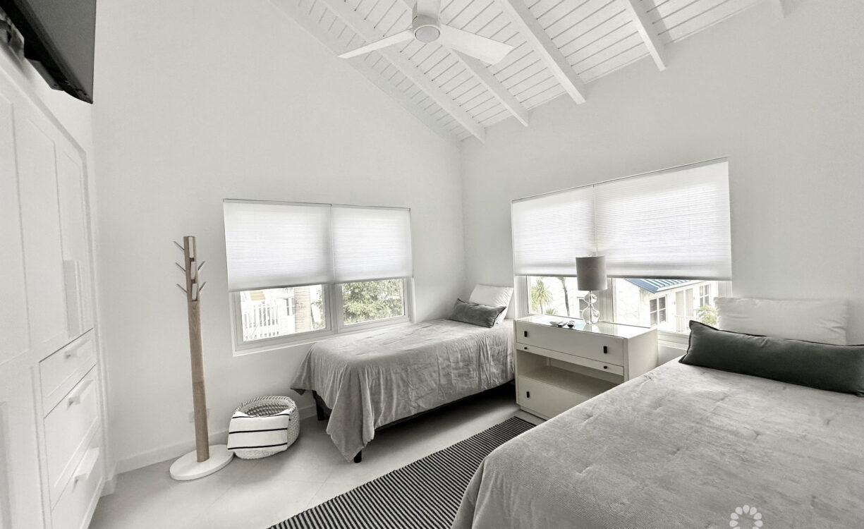 VILLAS OF THE GALLEON #39 - STUNNING REMODEL