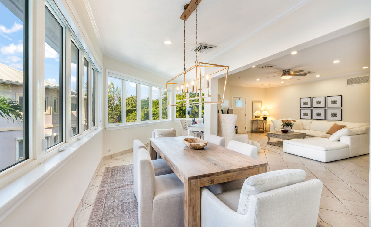 POINSETTIA PENTHOUSE B7, SEVEN MILE CORRIDOR