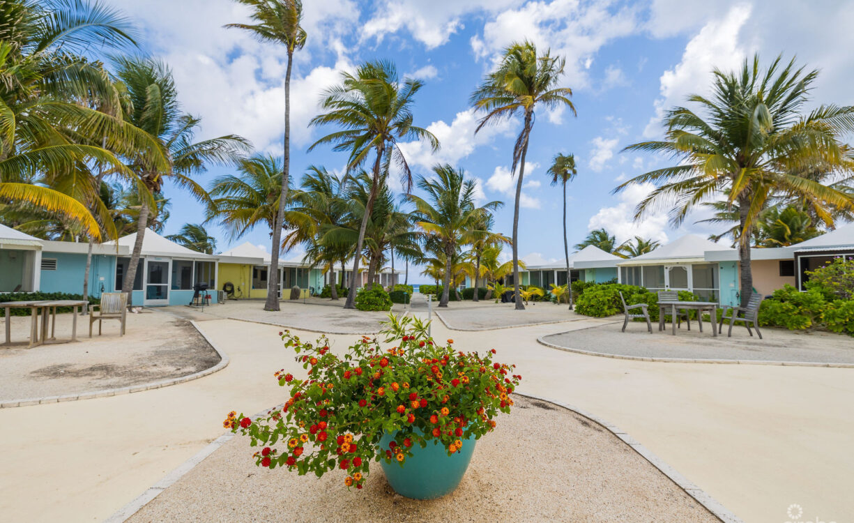 SEA LODGES 15 CAYMAN KAI
