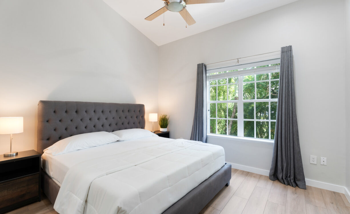 SUNSET RETREAT 40, GEORGE TOWN CONDO
