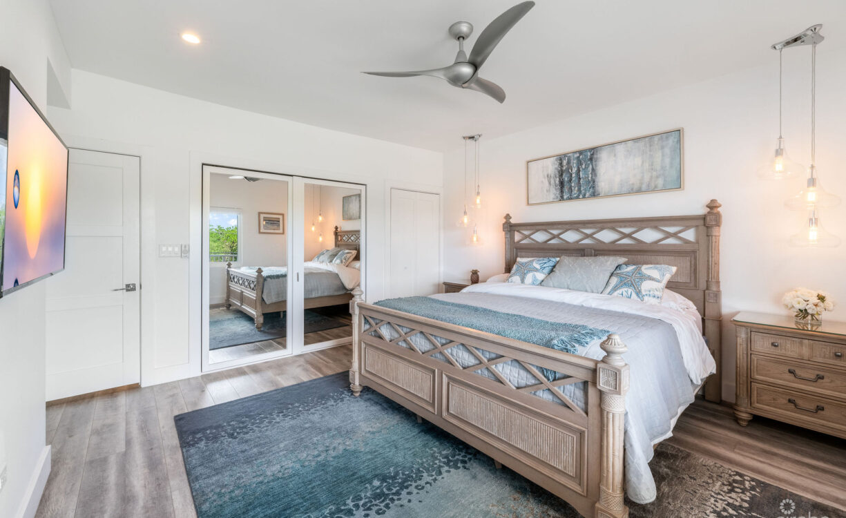 CORAL BAY VILLAGE