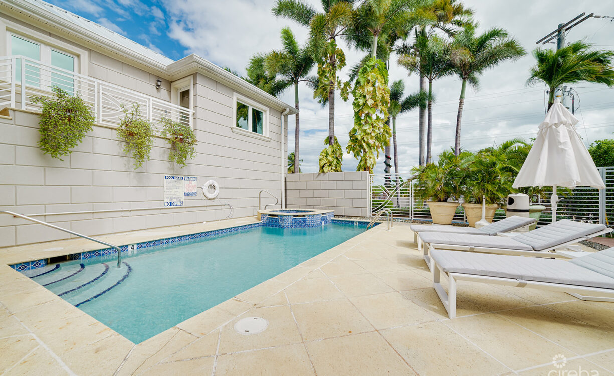 LUXURY SEVEN MILE BEACH CONDO - MANDALAY UNIT ONE