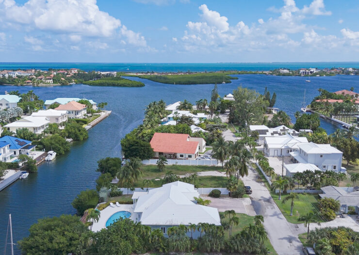 GOVERNORS HARBOUR CANAL FRONT FAMILY HOME