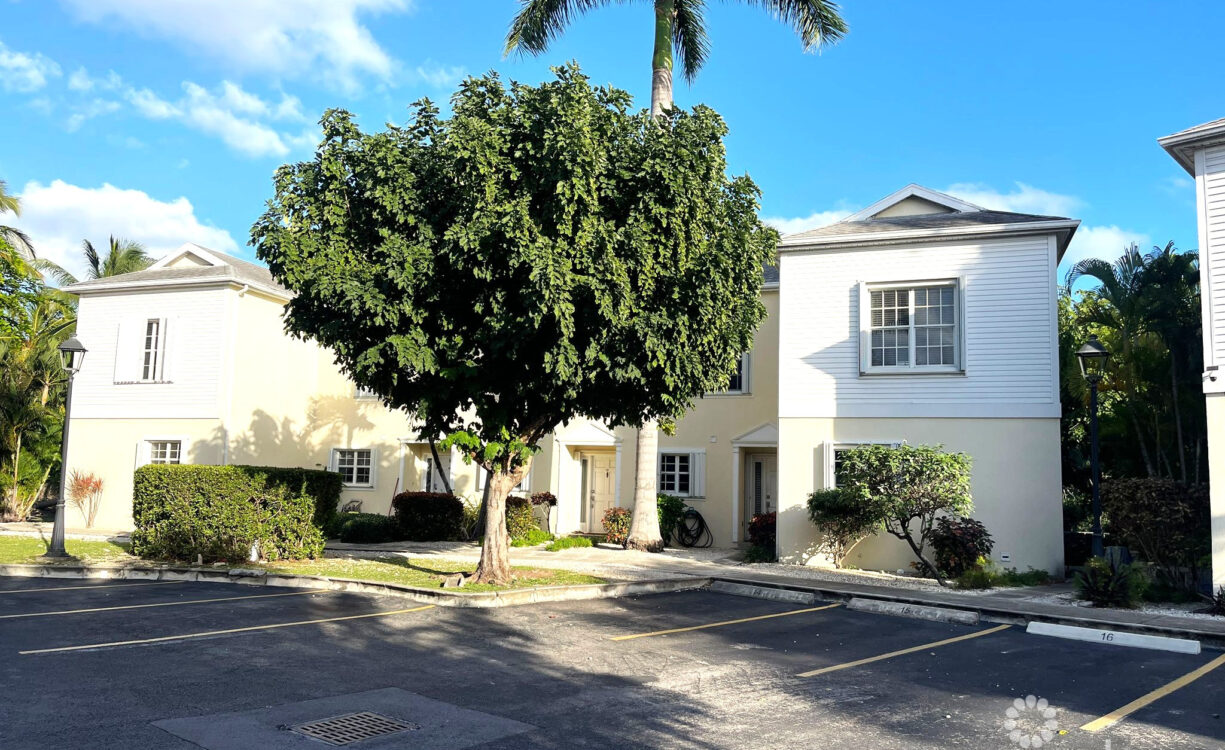 2 BED 2.5 BATH END UNIT - HOPE SPRINGS - GEORGE TOWN