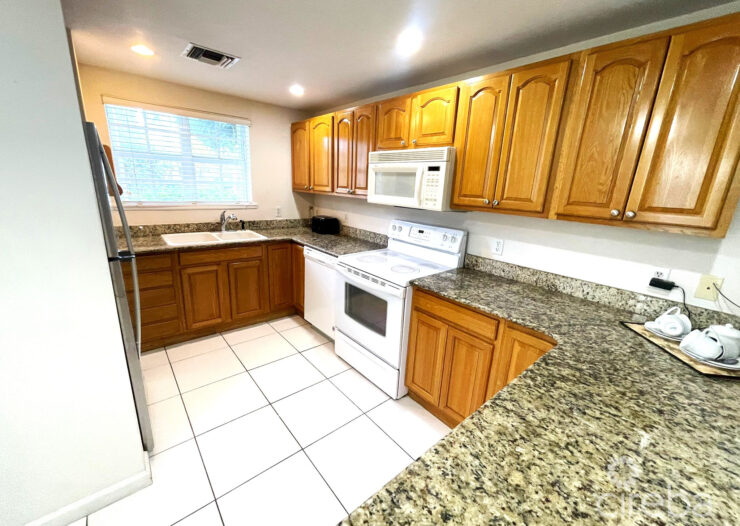 2 BED 2.5 BATH END UNIT - HOPE SPRINGS - GEORGE TOWN