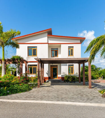 A WATERFRONT OPPORTUNITY IN AUBURN BAY, PROSPECT