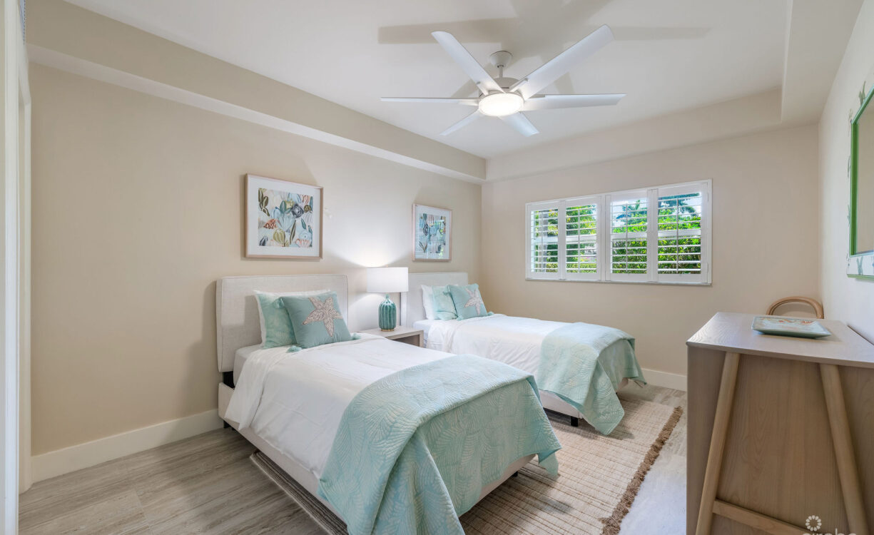 BEACHFRONT BLISS AT CAYMAN CLUB | SEVEN MILE BEACH